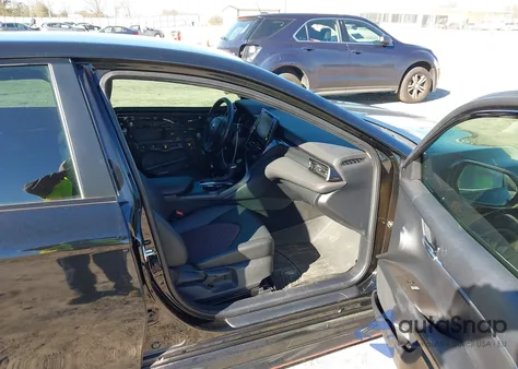 2021 Toyota Camry Trd z USA, uszkodzony, nr VIN 4T1KZ1AK0MU055949